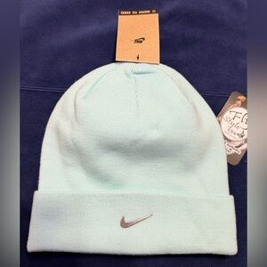 Beautiful Nike Peak Standard Cuff Metal Swoosh Beanie Light green honeydew color